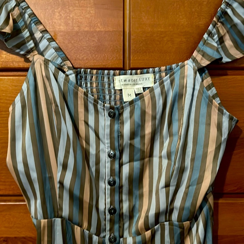 Saltwater Luxe dress in EUC.